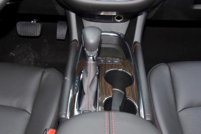 2023款 Redline 2.0T 锐智版-内饰-图片-有驾