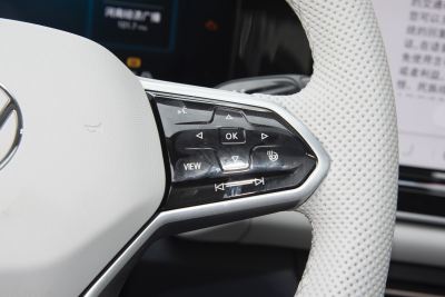 2025款 PRO 380TSI 两驱智行版-内饰-图片-有驾