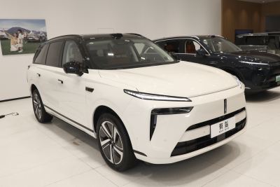 2025款 四驱 Max-外观-图片-有驾