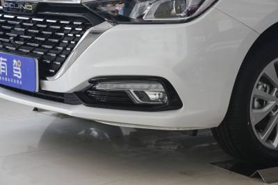 2020款 1.5L 手动尊贵版 国VI-外观-图片-有驾