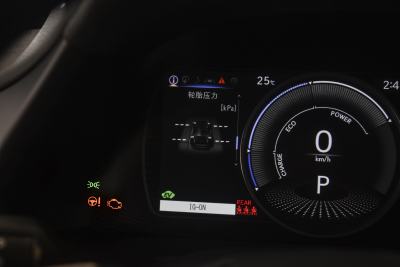 2025款 300h 臻享版-内饰-图片-有驾