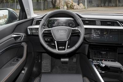 2021款 50 quattro 豪华型-内饰-图片-有驾