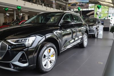 2021款 50 quattro 豪华型-外观-图片-有驾