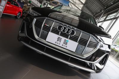 2021款 50 quattro 豪华型-外观-图片-有驾