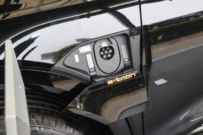 2021款 50 quattro 豪华型-外观-图片-有驾