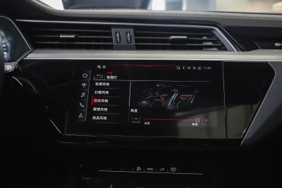 2021款 50 quattro 豪华型-内饰-图片-有驾