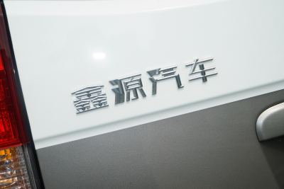 2024款 1.5L CNG 超享版 客车6/7座 SWCC15M-外观-图片-有驾