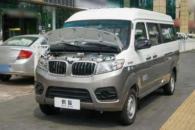 2024款 1.5L CNG 超享版 客车6/7座 SWCC15M-外观-图片-有驾