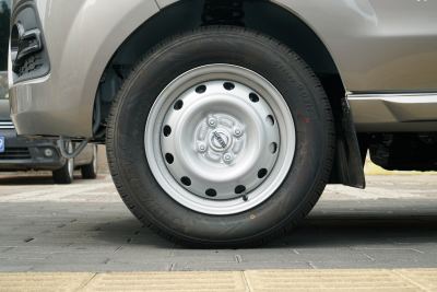 2024款 1.5L CNG 超享版 客车6/7座 SWCC15M-外观-图片-有驾