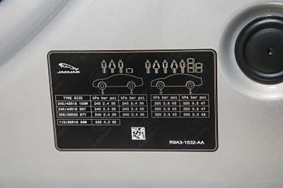 2025款 2.0T P250 两驱尊享豪华版-外观-图片-有驾 2025款 2.0T P250 两驱尊享豪华版-外观-图片-有驾