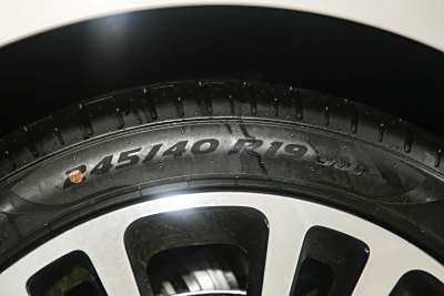 2025款 2.0T P250 两驱尊享豪华版-外观-图片-有驾 2025款 2.0T P250 两驱尊享豪华版-外观-图片-有驾