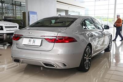 2025款 2.0T P250 两驱尊享豪华版-外观-图片-有驾 2025款 2.0T P250 两驱尊享豪华版-外观-图片-有驾