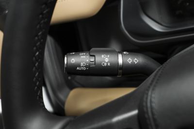 2025款 110 3.0T P400 -Dynamic HSE-内饰-图片-有驾