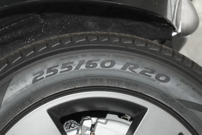 2025款 110 3.0T P400 -Dynamic HSE-外观-图片-有驾