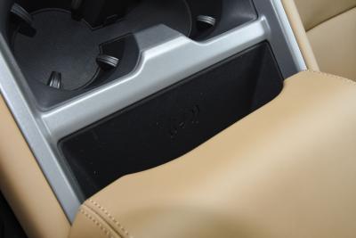 2025款 110 3.0T P400 -Dynamic HSE-内饰-图片-有驾
