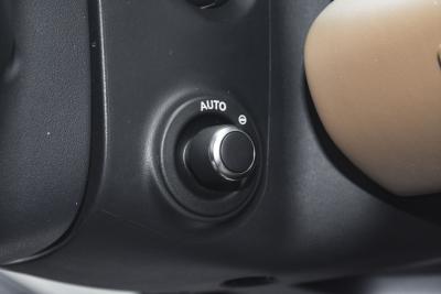 2025款 110 3.0T P400 -Dynamic HSE-内饰-图片-有驾