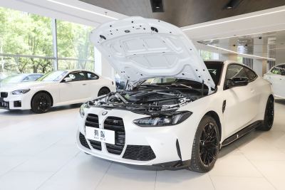 2024款 M4双门轿跑车 M xDrive 雷霆版-外观-图片-有驾