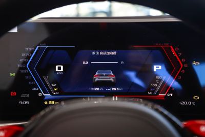 2024款 M4双门轿跑车 M xDrive 雷霆版-内饰-图片-有驾