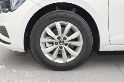 2024款 Plus 1.5L 自动炫彩科技版-外观-图片-有驾 2024款 Plus 1.5L 自动炫彩科技版-外观-图片-有驾