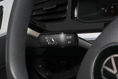 2024款  Plus 1.5L 自动炫彩科技版-内饰-图片-有驾
