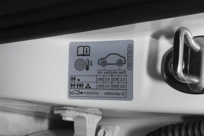 2024款 Plus 1.5L 自动炫彩科技版-外观-图片-有驾 2024款 Plus 1.5L 自动炫彩科技版-外观-图片-有驾