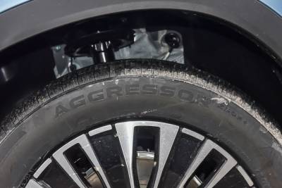 2025款 1.5T 116km 尊贵型 5座-外观-图片-有驾