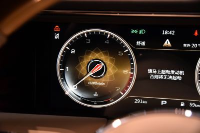 2023款 4.0T V8-内饰-图片-有驾