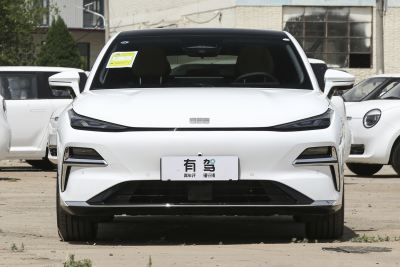 2025款 130km EM-i 旗舰版-外观-图片-有驾