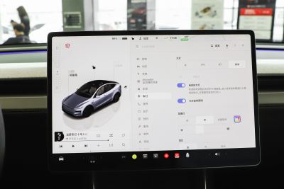 2025款 后轮驱动版-内饰-图片-有驾