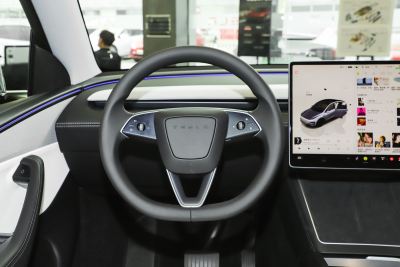 2025款 后轮驱动版-内饰-图片-有驾