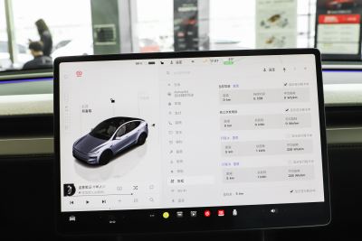 2025款 后轮驱动版-内饰-图片-有驾