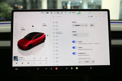 2025款 后轮驱动版-内饰-图片-有驾