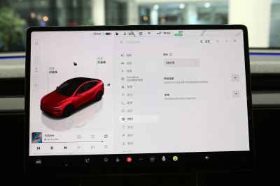2025款 后轮驱动版-内饰-图片-有驾