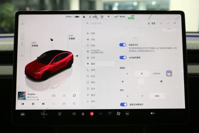 2025款 后轮驱动版-内饰-图片-有驾