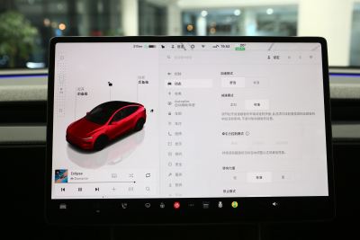 2025款 后轮驱动版-内饰-图片-有驾