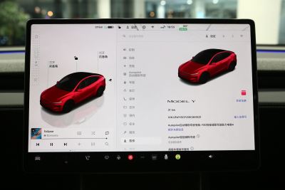 2025款 后轮驱动版-内饰-图片-有驾