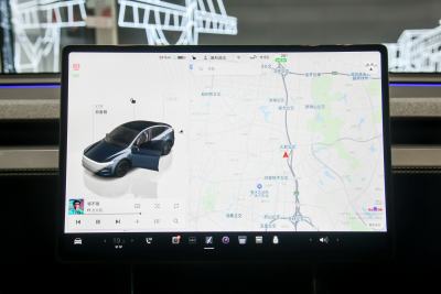 2025款 后轮驱动版-内饰-图片-有驾