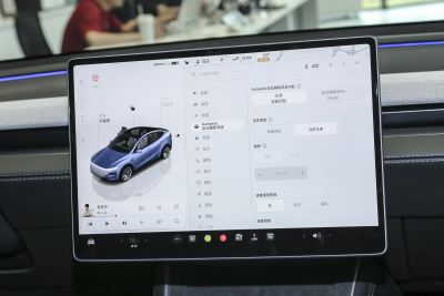 2025款 后轮驱动版-内饰-图片-有驾
