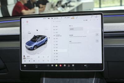 2025款 后轮驱动版-内饰-图片-有驾