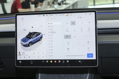 2025款 后轮驱动版-内饰-图片-有驾