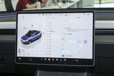 2025款 后轮驱动版-内饰-图片-有驾
