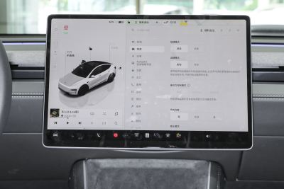 2025款 后轮驱动版-内饰-图片-有驾