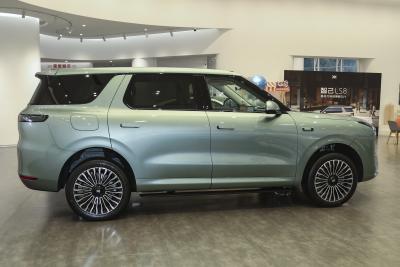 2026款 66 Ultra 奢享大六座-外观-图片-有驾