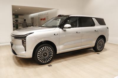 2026款 66 Ultra 奢享大六座-外观-图片-有驾