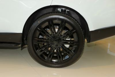 2026款 3.0 L6 400PS SE长轴版-外观-图片-有驾