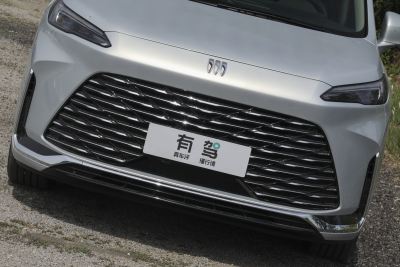 2025款 陆尚 智享版 7座-外观-图片-有驾