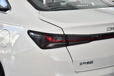 2024款 R500 标准出行版-外观-图片-有驾