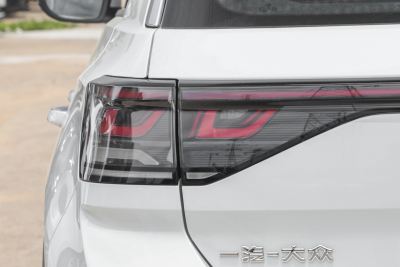2025款 改款二 300TSI DSG两驱辰光版-外观-图片-有驾