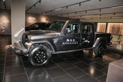 2023款 3.6L Overland-外观-图片-有驾