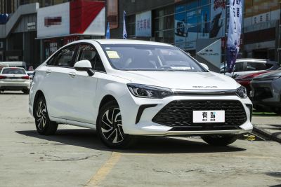 2023款 1.5L CVT豪华版-外观-图片-有驾